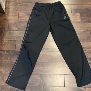 Jordan youth XL black pant